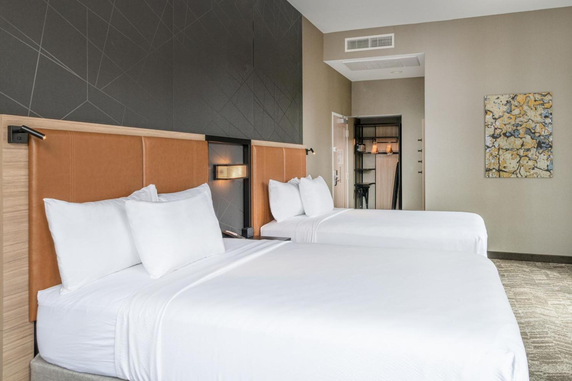Springhill Suites By Marriott Baltimore Downtown Convention Center Area ภายนอก รูปภาพ